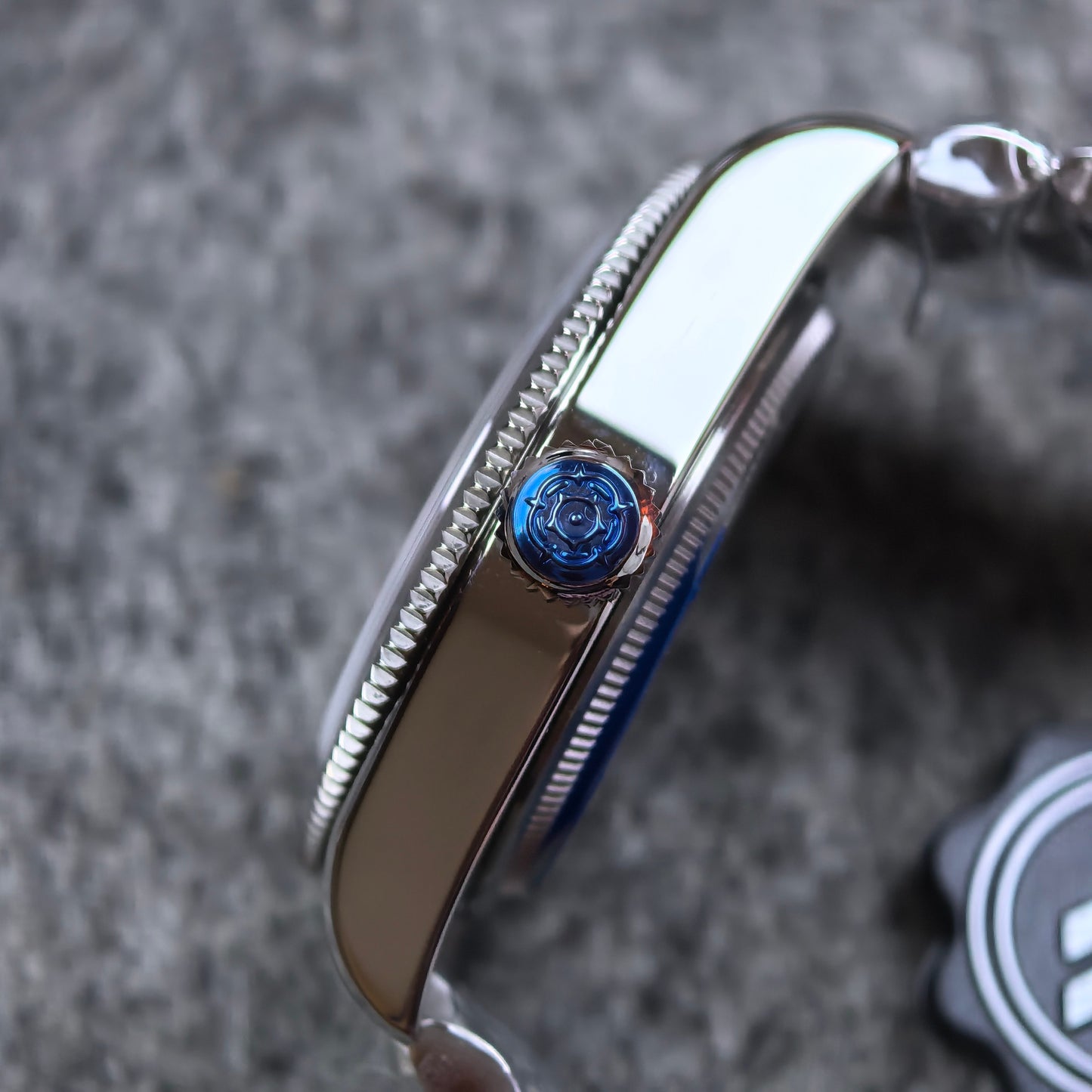 ZF fabbrica 41mm Black Bay M79830RB