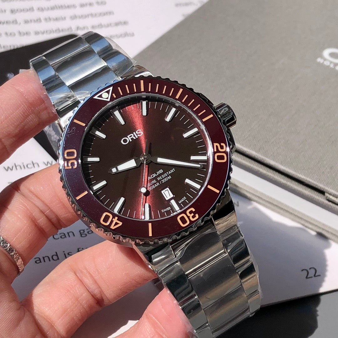 43.5mm ORIS Aquis Brown