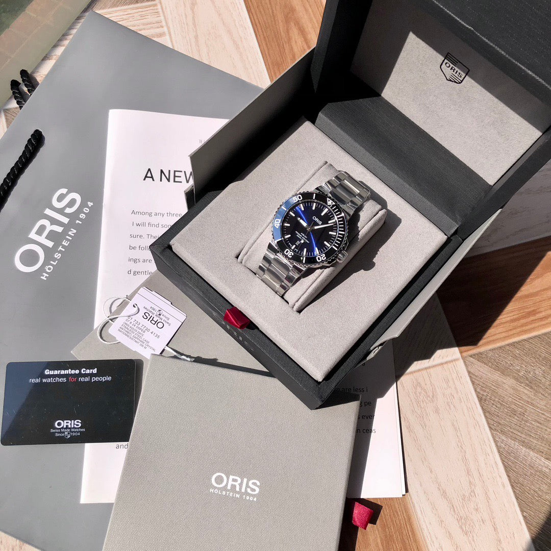 43.5mm ORIS Aquis Blue