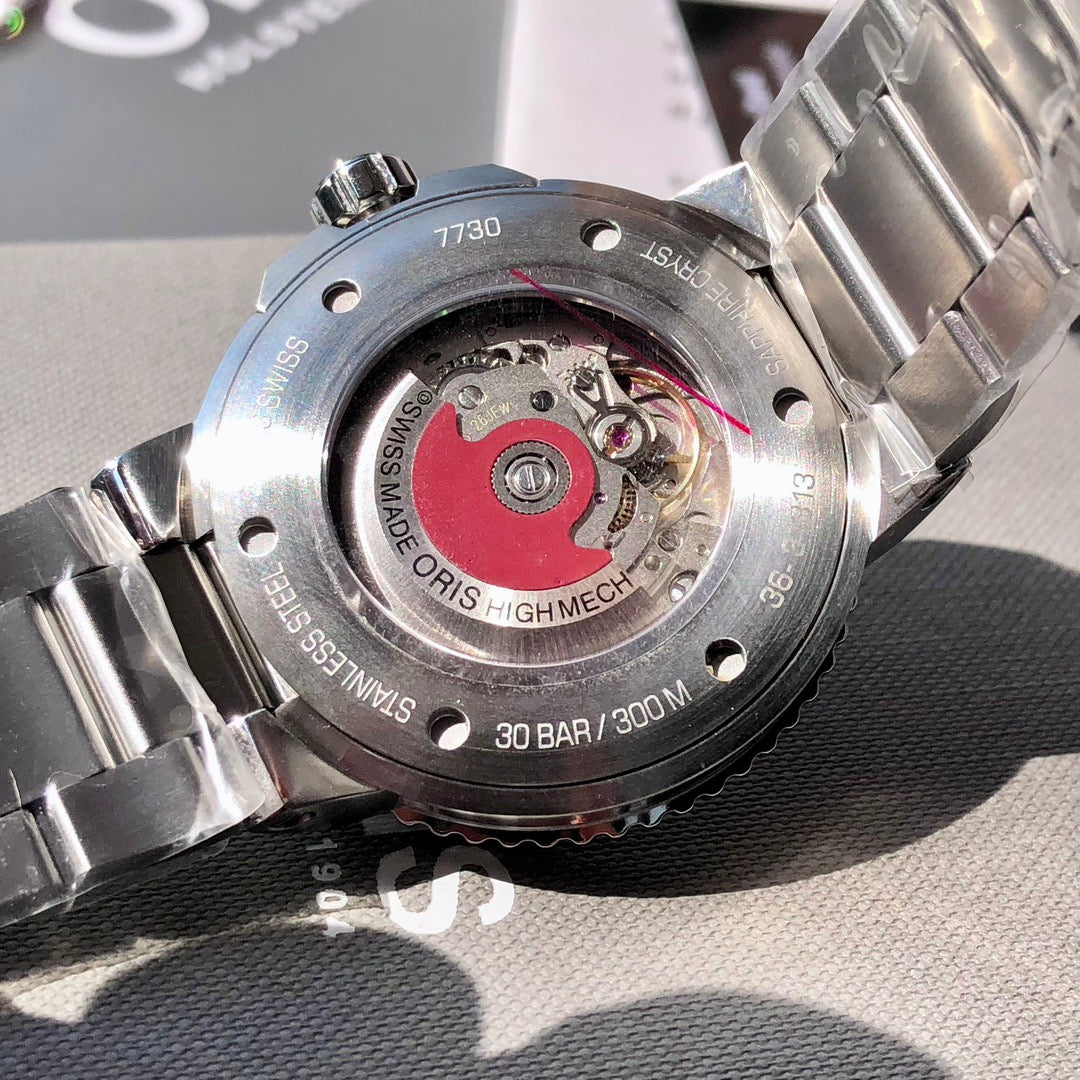 43.5mm ORIS Aquis Blue
