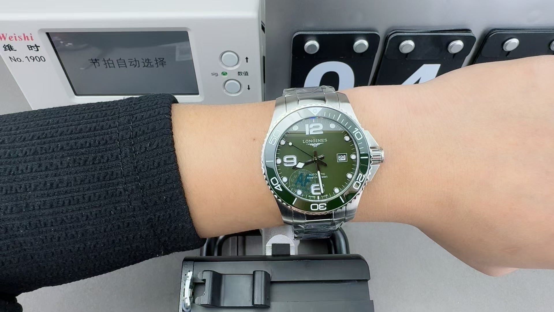 AF Factory 43mm HYDROCONQUEST